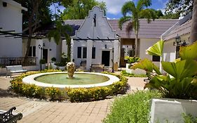 Milky Bay Resort